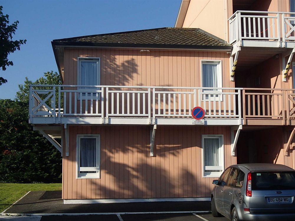 Brit Hotel Essentiel Albi Parc Des Expos Le Sequestre Exterior foto