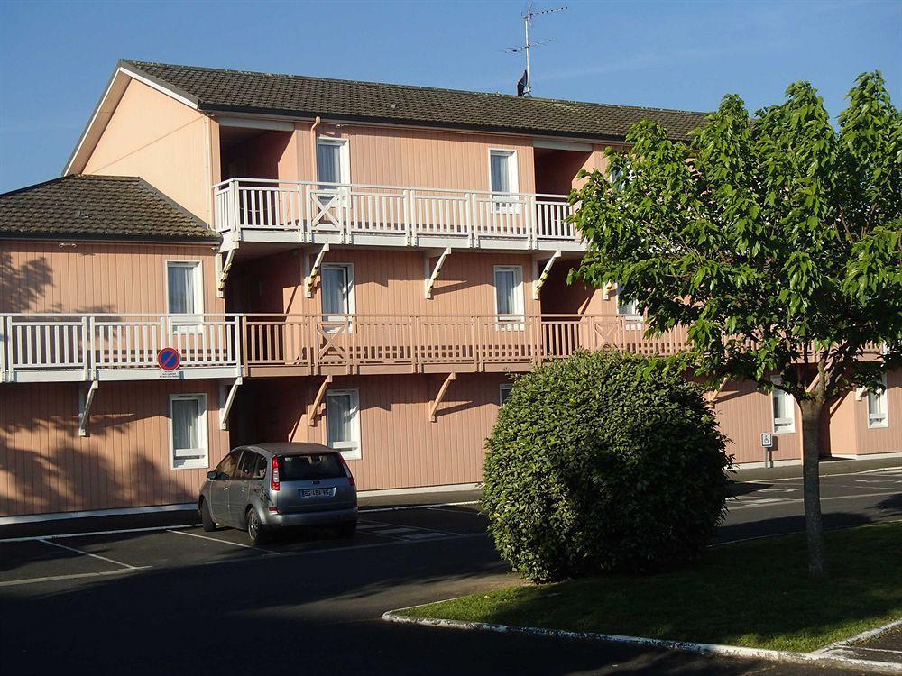 Brit Hotel Essentiel Albi Parc Des Expos Le Sequestre Exterior foto